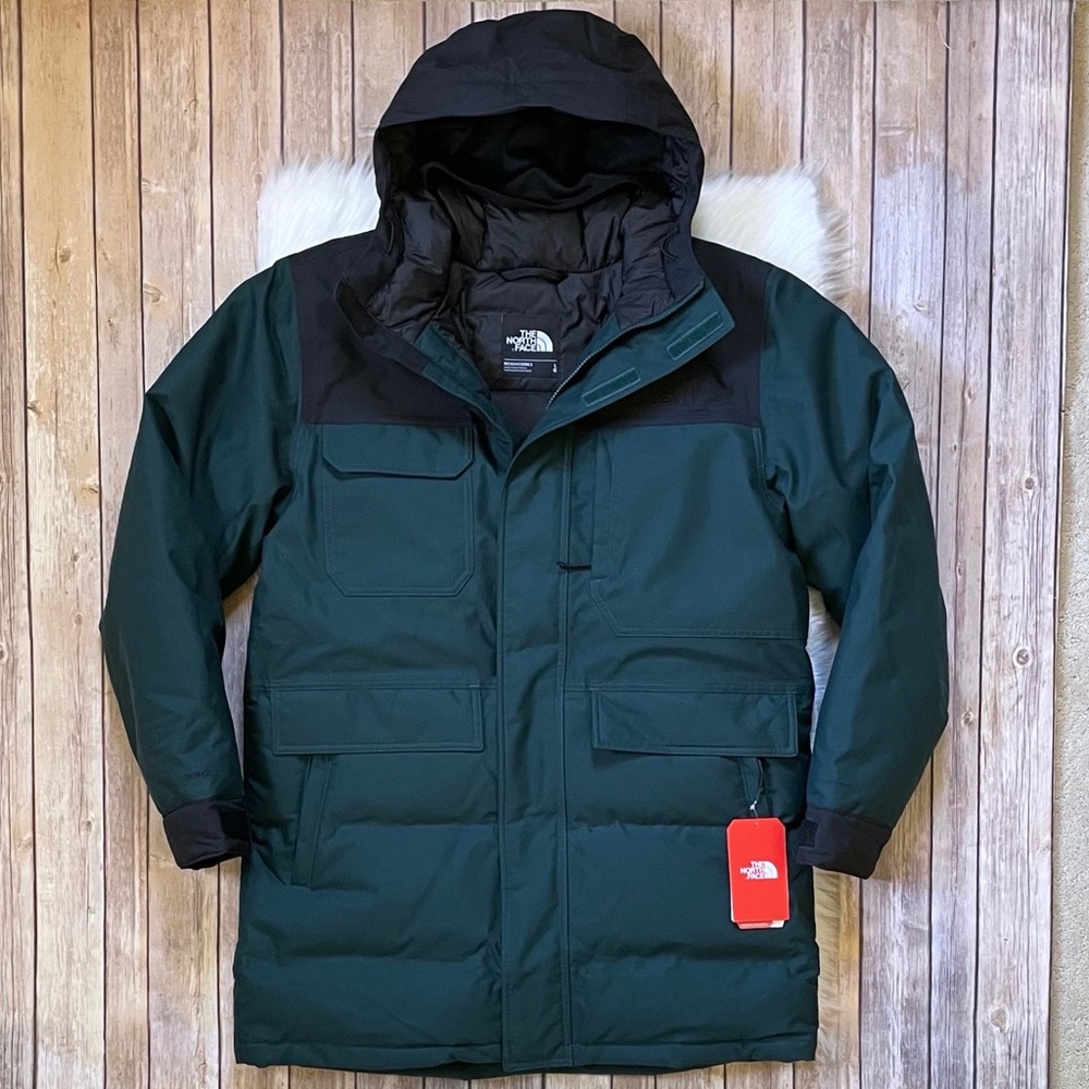 The North Face Men’s Biggie McMurdo Parka In Green - Picture 2 of 10